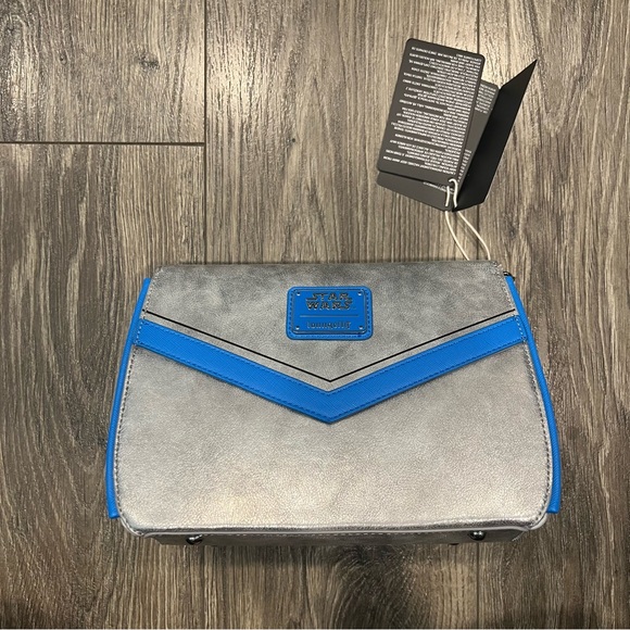 NWT! Disney Loungefly Star Wars Jango Fett Chain Strap Cross Body Bag - Picture 2 of 8